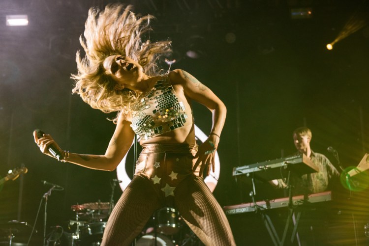 Tove Lo performs at the Coachella Music Festival in Indio, California on April 16, 2017. (Photo: Roger Ho)