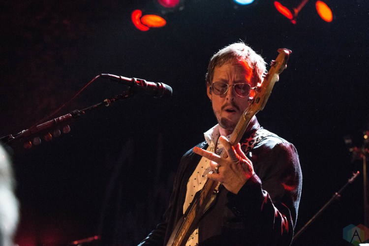 Weezer performs at the Showbox in Seattle on April 9, 2017. (Photo: Daniel Hager/Aesthetic Magazine)