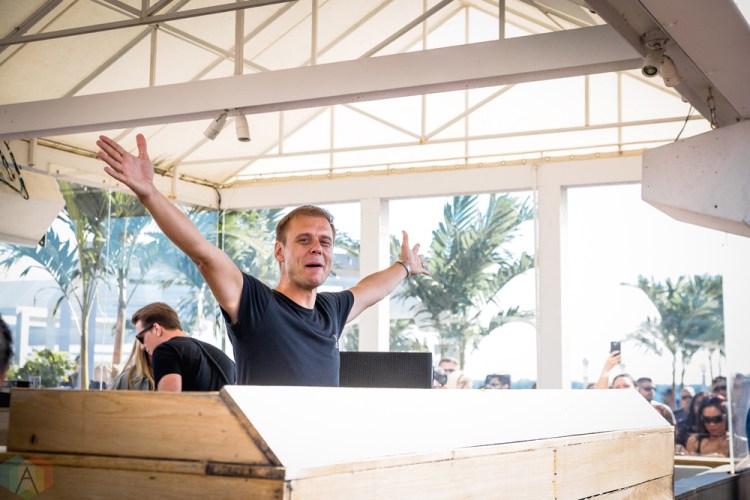 Armin Van Buuren performs at Cabana Pool Bar in Toronto on May 28, 2017. (Photo: Anton Mak/Aesthetic Magazine)