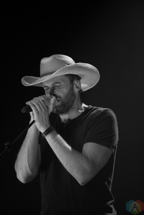 Dean Brody performs at the Royal Theatre in Victoria, B.C. on May 30, 2017. (Photo: Rob Porter/Aesthetic Magazine)