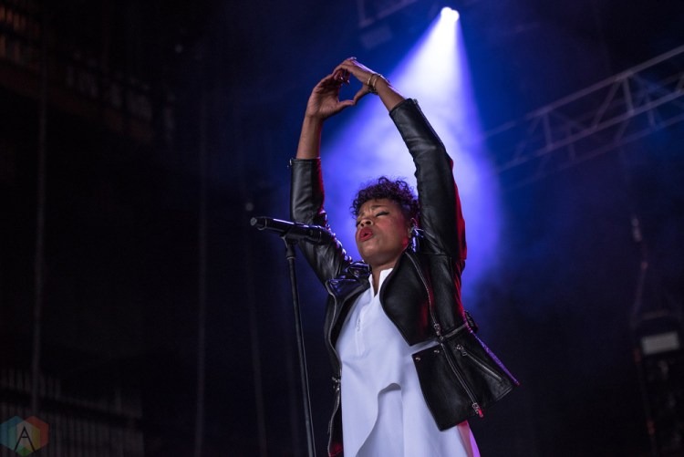 Fitz And The Tantrums perform at the Radio 104.5 10th Birthday Show at BB&T Pavilion in Camden, New Jersey on May 13, 2017. (Photo: Saidy Lopez/Aesthetic Magazine)