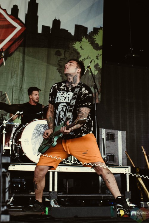 Highly Suspect performs at the PIQNIQ Music Festival at the Hollywood Casino Amphitheatre in Chicago on May 20, 2017. (Photo: Callie Craig/Aesthetic Magazine)