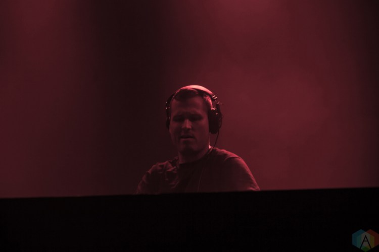 Kaskade performs at Rebel in Toronto on May 21, 2017 during the "Spring Fling" tour. (Photo: Shahnoor Ijaz/Aesthetic Magazine)