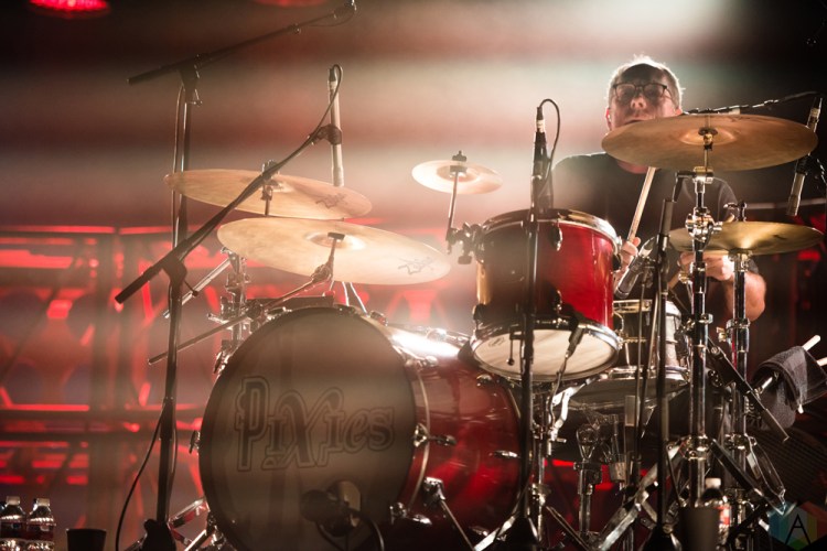 Pixies perform at the Saenger Theatre in New Orleans on May 3, 2017. (Photo: Kelli Binnings/Aesthetic Magazine)