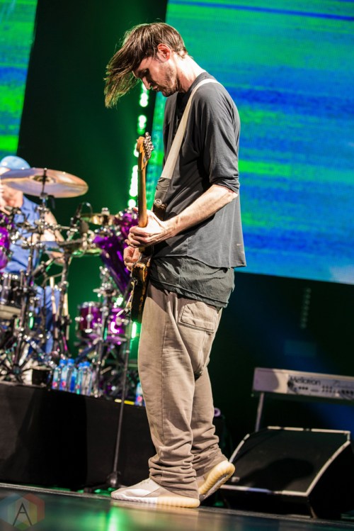 Red Hot Chili Peppers performs at Rogers Place in Edmonton on May 28, 2017. (Photo: Dana Zuk/Aesthetic Magazine)