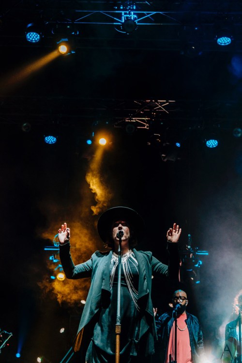 Serena Ryder performs at CBC Music Festival at Echo Beach in Toronto on May 27, 2017. (Photo: Nicole De Khors/Aesthetic Magazine)