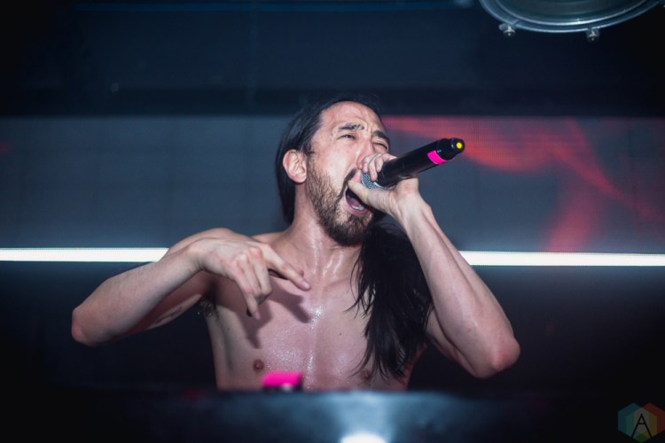 Steve Aoki performs at Uniun Nightclub in Toronto on May 11, 2017. (Photo: Anton Mak/Aesthetic Magazine)
