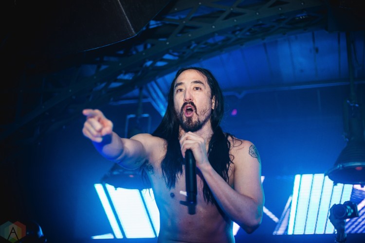 Steve Aoki performs at Uniun Nightclub in Toronto on May 11, 2017. (Photo: Anton Mak/Aesthetic Magazine)