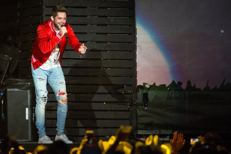 Thomas Rhett performs at Stagecoach Festival at the Empire Polo Club in Indio, California on April 30, 2017. (Photo: Erik Voake)