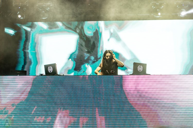 Bassnectar performs at the Bunbury Music Festival in Cincinnati on June 3, 2017. (Photo: Taylor Ohryn/Aesthetic Magazine)