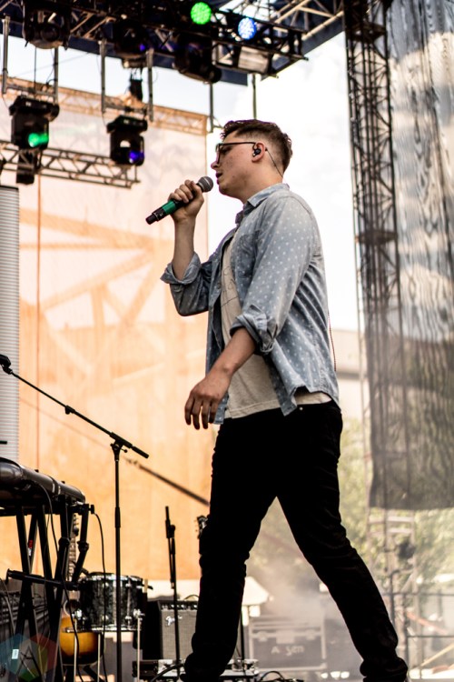 Kevin Garrett performs at the Bunbury Music Festival in Cincinnati on June 3, 2017. (Photo: Taylor Ohryn/Aesthetic Magazine)