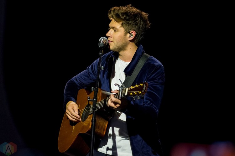 Niall Horan performs at the 2017 iHeartRadio Much Music Video Awards in Toronto on June 18, 2017. (Photo: Orest Dorosh/Aesthetic Magazine)