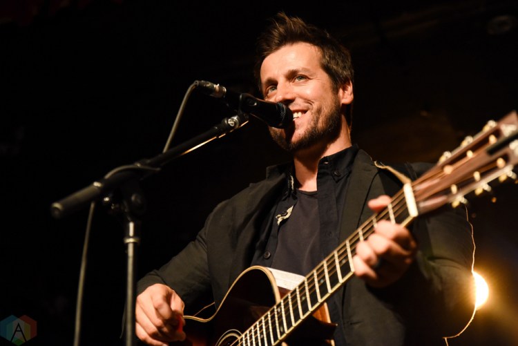 Raine Maida and Chantal Kreviazuk of Moon vs. Sun perform at Revival Bar in Toronto on May 31, 2017. (Photo: Jaime Espinoza/Aesthetic Magazine)