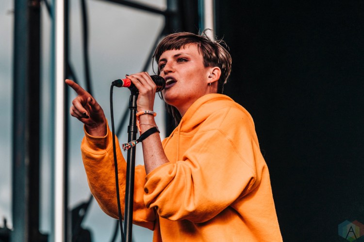 Muna performs at NXNE Port Lands in Toronto on June 24, 2017. (Photo: Nicole De Khors/Aesthetic Magazine)