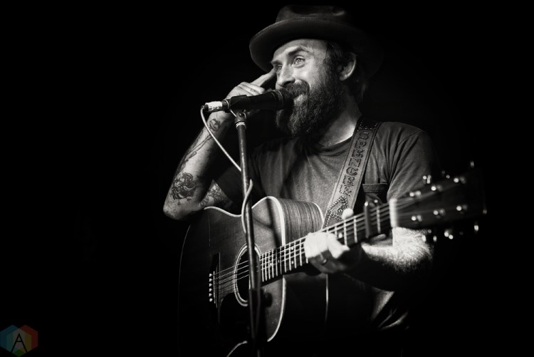 Spencer Burton performs at Adelaide Hall in Toronto on June 23, 2017. (Photo: Dan Fischer/Aesthetic Magazine)