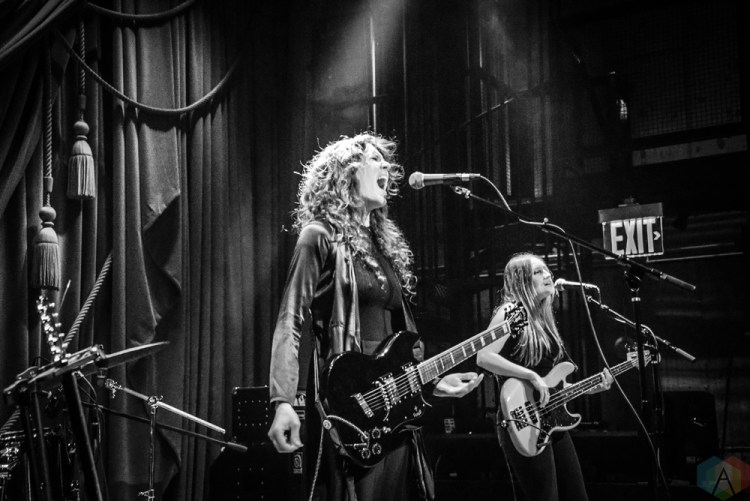 Tomi performs at Public Arts in New York City on June 8, 2017. (Photo: Alx Bear/Aesthetic Magazine)