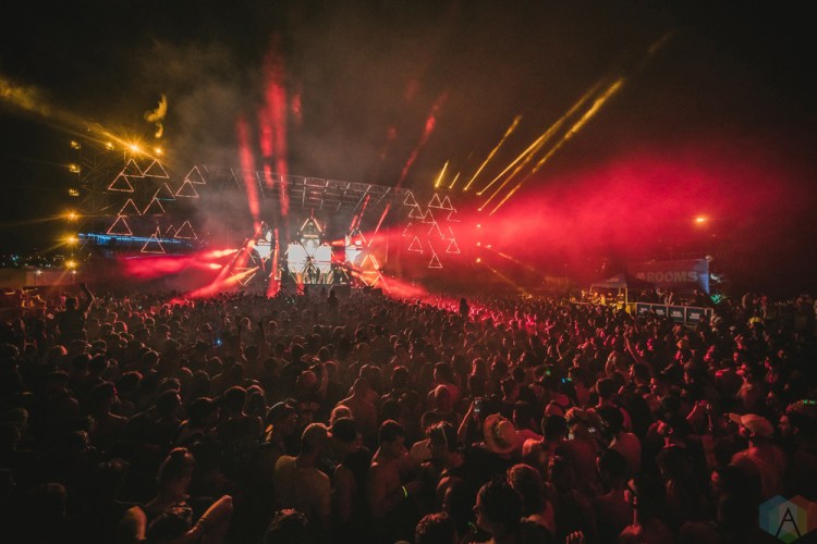 Above And Beyond performs at Dreams Festival 2017 in Toronto.(Photo: Nicole De Khors/Aesthetic Magazine)
