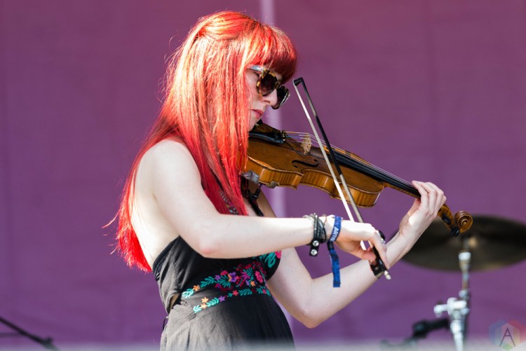 Arab Strap performs at Pitchfork Festival in Chicago on July 15, 2017. (Photo: Katie Kuropas/Aesthetic Magazine)