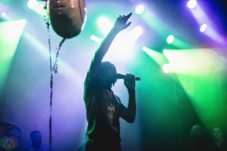 Daniel Caesar performs at Mod Club in Toronto on July 26, 2017. (Photo: Anton Mak/Aesthetic Magazine)