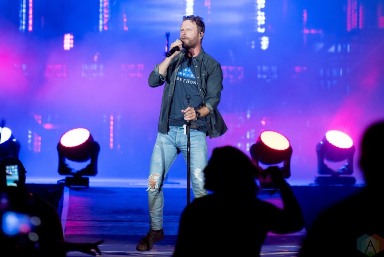 Dierks Bentley performs at Faster Horses Music Festival in Michigan on July 21, 2017. (Photo: Jennifer Boris/Aesthetic Magazine)