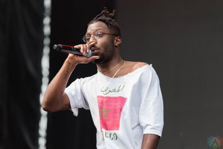 Isaiah Rashad performs at Pitchfork Festival in Chicago on July 16, 2017. (Photo: Katie Kuropas/Aesthetic Magazine)