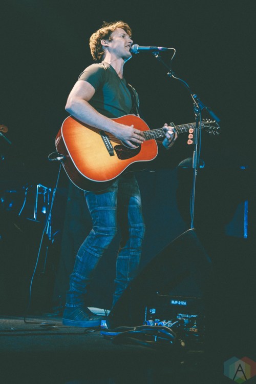 James Blunt performs at the Air Canada Centre in Toronto on July 7, 2017. (Photo: Rick Clifford/Aesthetic Magazine)