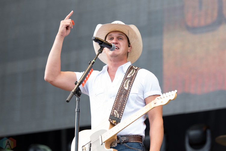 Jon Pardi performs at Faster Horses Music Festival in Michigan on July 21, 2017. (Photo: Jennifer Boris/Aesthetic Magazine)
