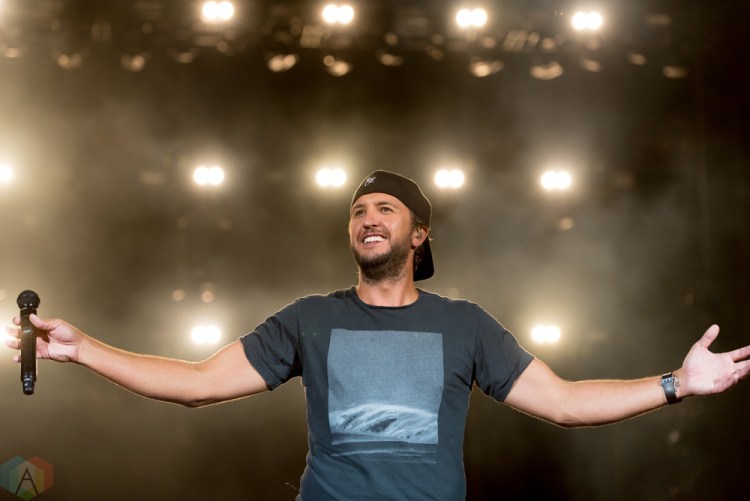 Luke Bryan performs at the Faster Horses Music Festival in Michigan on July 23, 2017. (Photo: Jennifer Boris/Aesthetic Magazine)