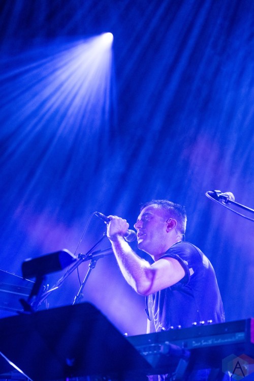 Planetarium performs at Fox Theater in Oakland on July 21, 2017. (Photo: Steve Carlson/Aesthetic Magazine)
