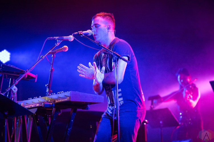 Planetarium performs at Fox Theater in Oakland on July 21, 2017. (Photo: Steve Carlson/Aesthetic Magazine)