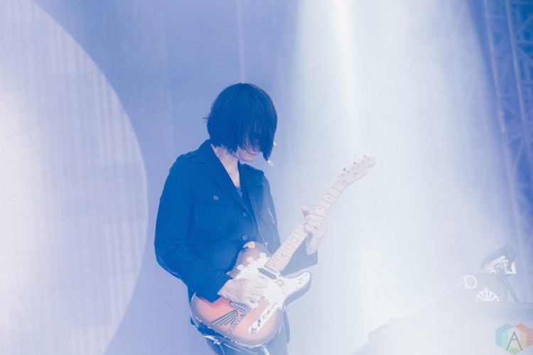 Radiohead performs at Emirates Old Trafford in Manchester, UK on July 4, 2017. (Photo: Priti Shikotra/Aesthetic Magazine)