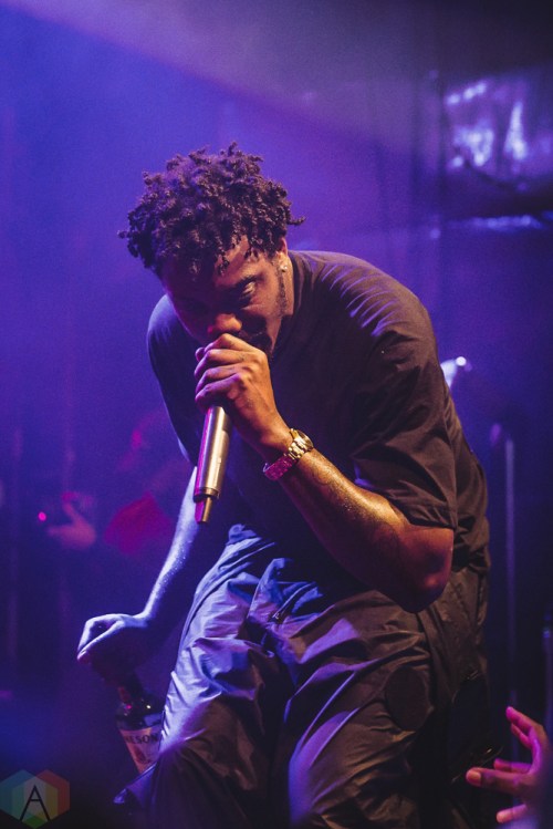 Sean Leon performs at Mod Club in Toronto on July 26, 2017. (Photo: Anton Mak/Aesthetic Magazine)