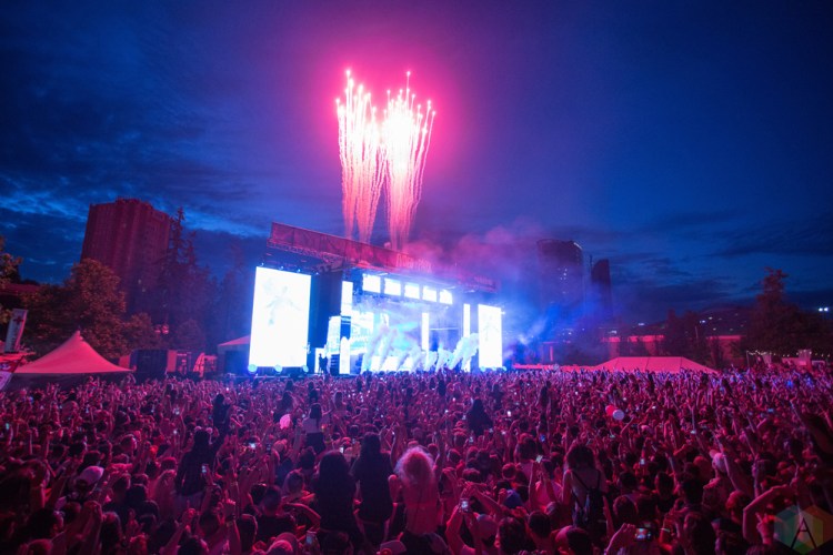 The Chainsmokers perform at FVDED in the Park in Surrey, BC on July 8, 2017. (Photo: Isaac Wray/Aesthetic Magazine)
