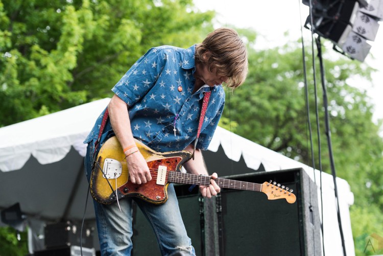Thurston Moore performs at Pitchfork Festival in Chicago on July 14, 2017. (Photo: Katie Kuropas/Aesthetic Magazine)