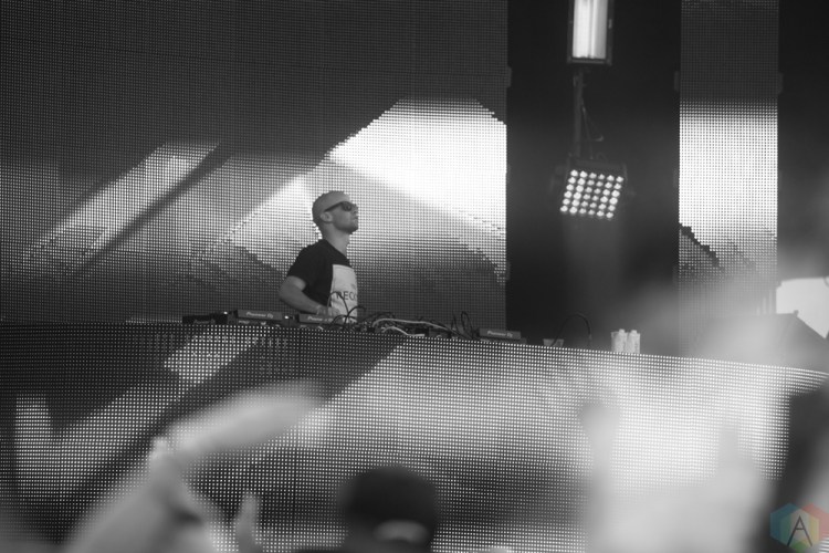 Vanic performs at FVDED in the Park in Surrey, BC on July 8, 2017. (Photo: Isaac Wray/Aesthetic Magazine)