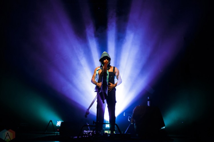 Xavier Rudd performs at Danforth Music Hall in Toronto on July 19, 2017. (Photo: Lindsay Duncan/Aesthetic Magazine)