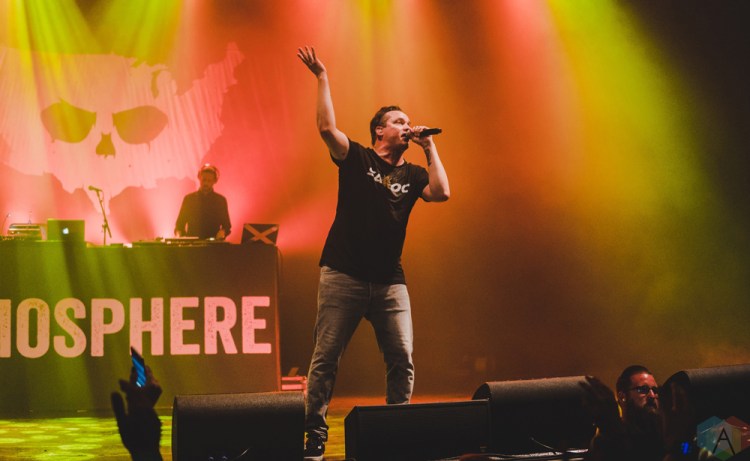 Atmosphere performs at the Wiltern in Los Angeles on August 18, 2017. (Photo: Michael Cooper/Aesthetic Magazine)