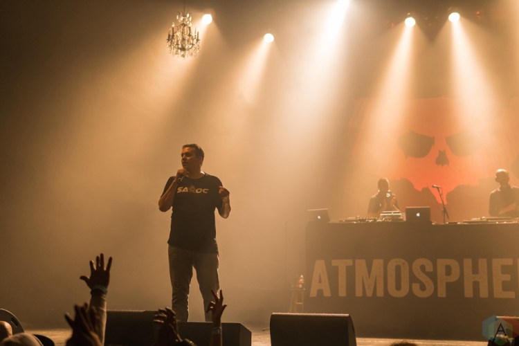 Atmosphere performs at the Wiltern in Los Angeles on August 18, 2017. (Photo: Michael Cooper/Aesthetic Magazine)