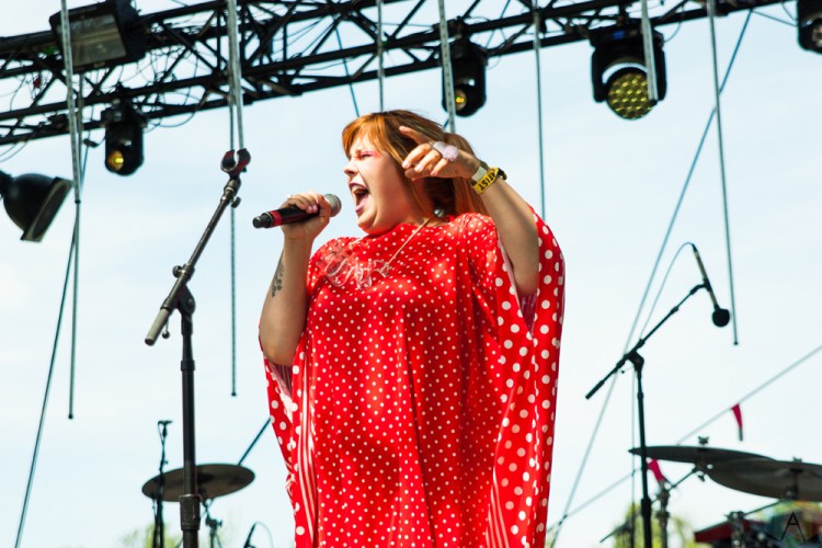 Begonia performs at Wayhome Festival on July 29, 2017. (Photo: Alyssa Balistreri/Aesthetic Magazine)