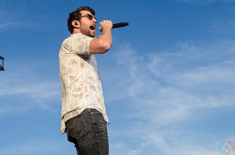 Brett Eldredge performs at Boots And Hearts on August 13, 2017. (Photo: Morgan Harris/Aesthetic Magazine)