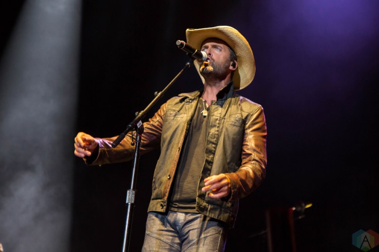 Dean Brody performs at Budweiser Stage in Toronto on August 24, 2017. (Photo: Sarah McNeil/Aesthetic Magazine)