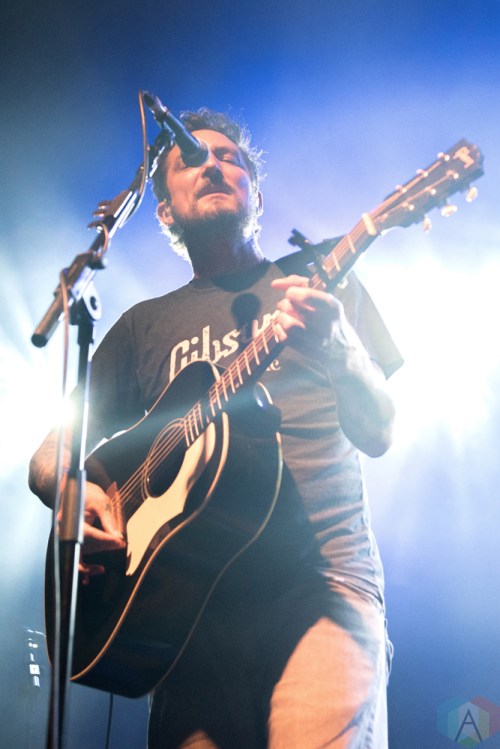 Frank Turner performs at O2 Ritz Manchester in Manchester, UK on August 24, 2017. (Photo: Sabrina Ramdoyal/Aesthetic Magazine)