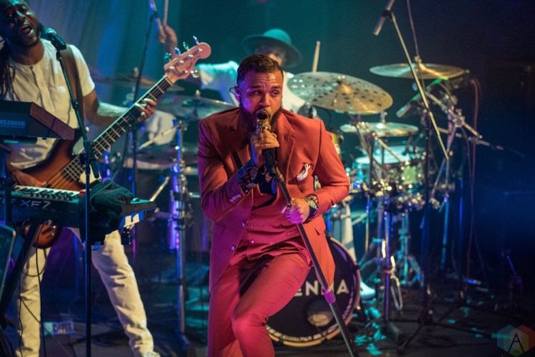 Jidenna performs at Venue Nightclub in Vancouver on August 27, 2017. (Photo: Quinn Middleton/Aesthetic Magazine)