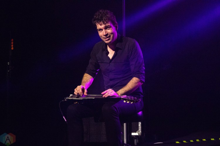 Matthew Good performs at Scotiabank Convention Centre in Niagara Falls on August 26, 2017. (Photo: Alex Lupul/Aesthetic Magazine)