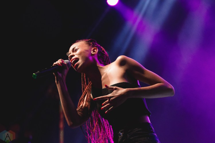 Ravyn Lenae performs at Rebel in Toronto on August 23, 2017. (Photo: Anton Mak/Aesthetic Magazine)