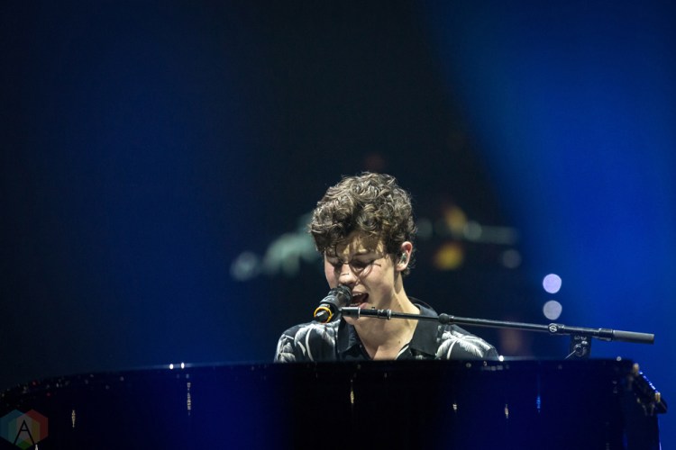 Shawn Mendes performs at Air Canada Centre in Toronto on August 11, 2017. (Photo: Brendan Albert/Aesthetic Magazine)