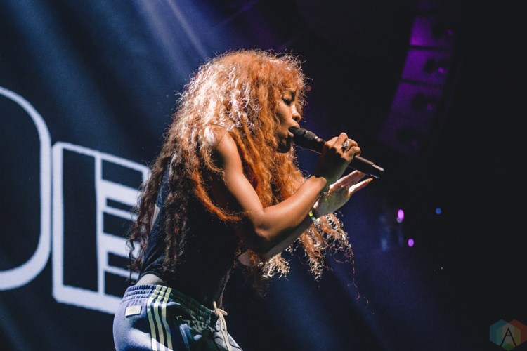 SZA performs at Rebel in Toronto on August 23, 2017. (Photo: Anton Mak/Aesthetic Magazine)