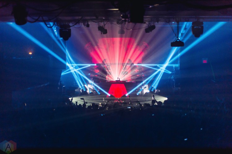 Alison Wonderland performs at Phoenix Concert Theatre in Toronto on September 15, 2017. (Photo: Anton Mak/Aesthetic Magazine)