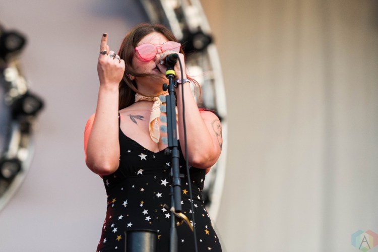 Best Coast performs at Riot Fest in Chicago on September 17, 2017. (Photo: Katie Kuropas/Aesthetic Magazine)