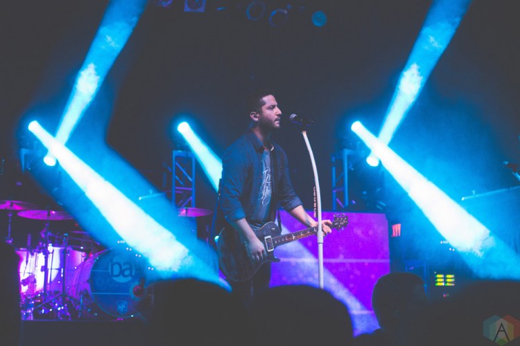 Boyce Avenue performs at Phoenix Concert Theatre in Toronto on September 19, 2017. (Photo: Charito Yap/Aesthetic Magazine)